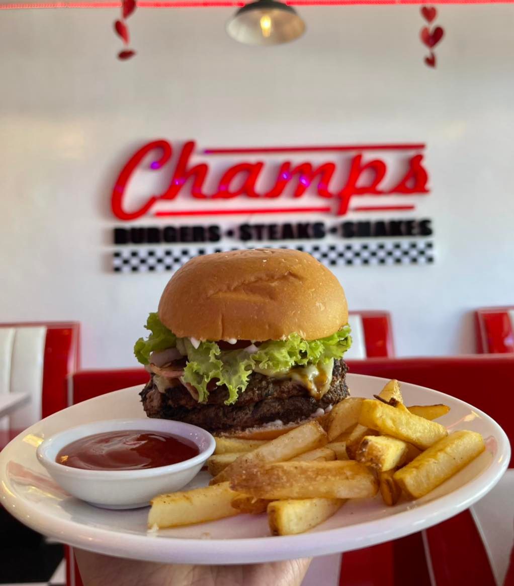 Champs Classic 100% Pure Beef Hamburgers - Champs