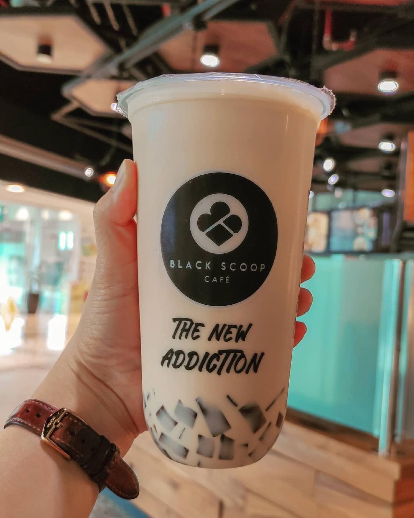 Classic (No Pearl) Milk Tea Medium - Black Scoop Dagupan