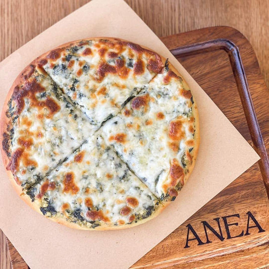 Creamy Spinach 6" Pizza (Good For 1) - Anea Cafe