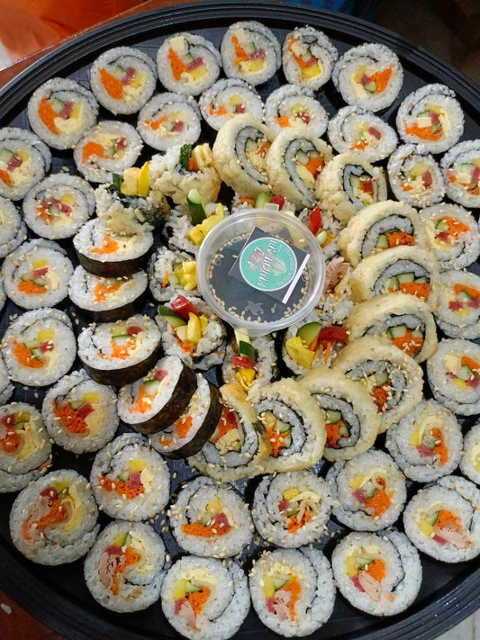 (55-pcs.) Assorted Kimbap Medium Bilao - Kimchigo