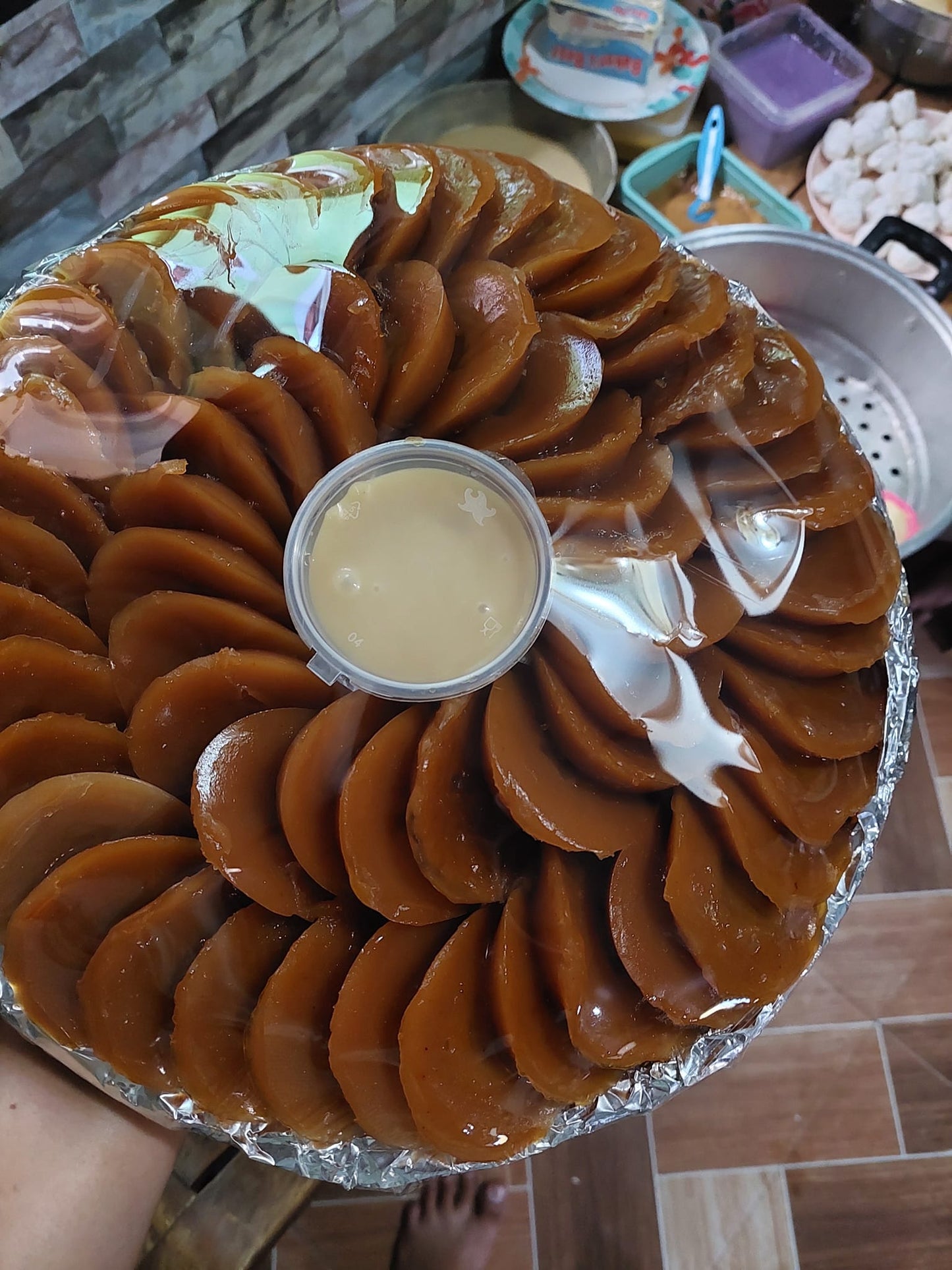 Puto Kutsinta XL Kakanin in Bilao (100pcs) - Mitch's Desserts