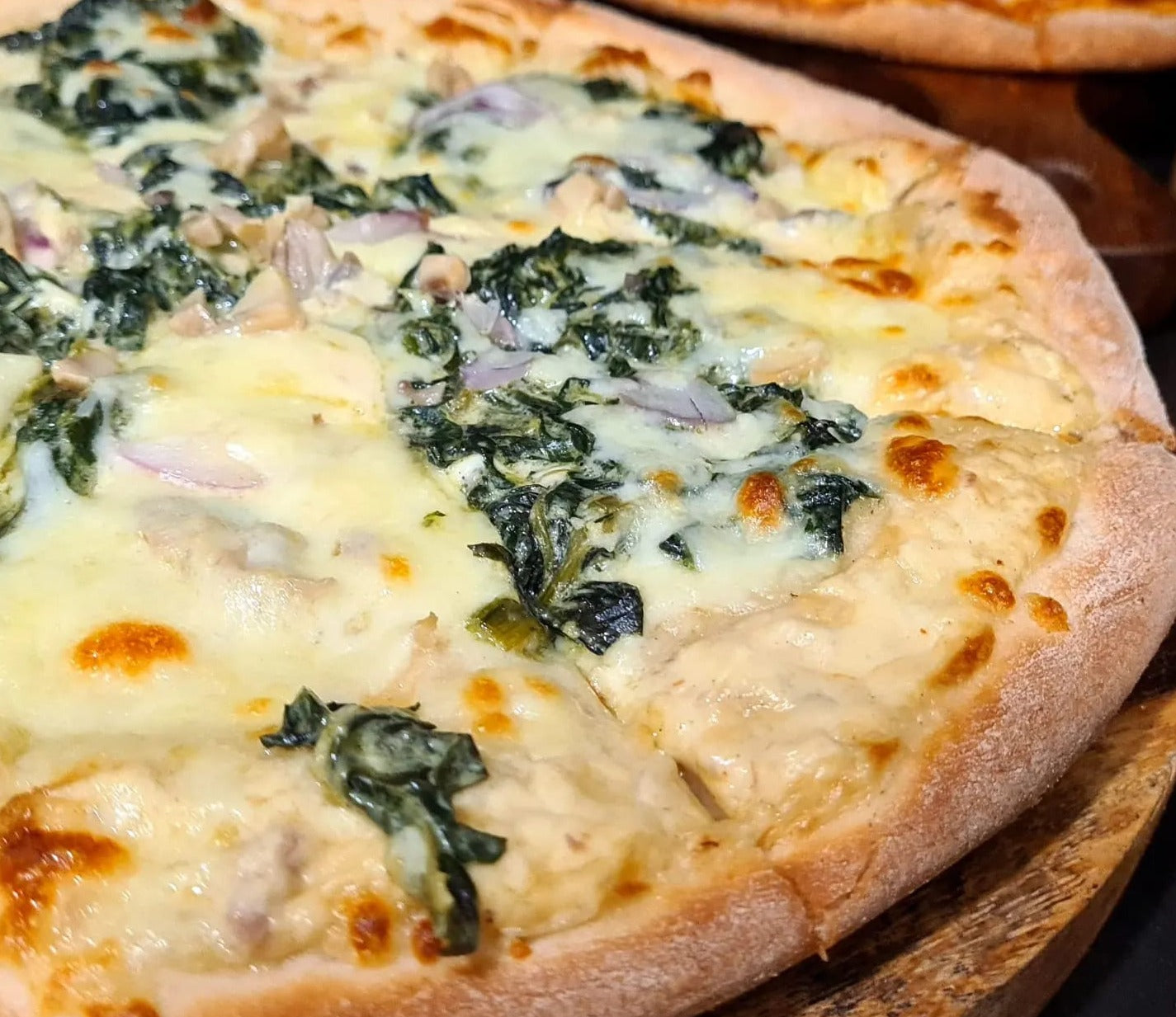 Spinach & Mushroom Pizza 12" - Yani's Kitchen