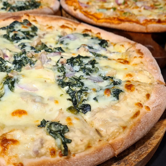 Spinach & Mushroom Pizza 9" - Yani's Kitchen