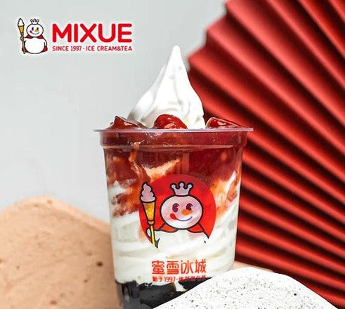 Strawberry Lucky Sundae - Mixue