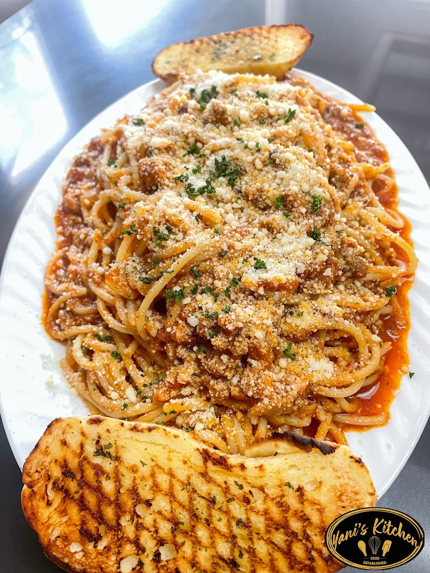 Spaghetti Bolognese Sharing - Yani's Kitchen